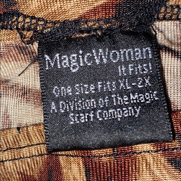 Shirt - Picture 4 of 6